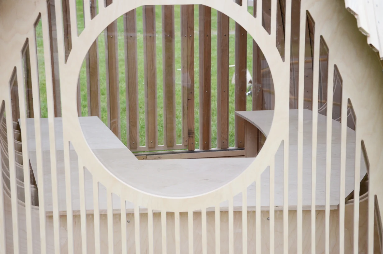 window01.jpg