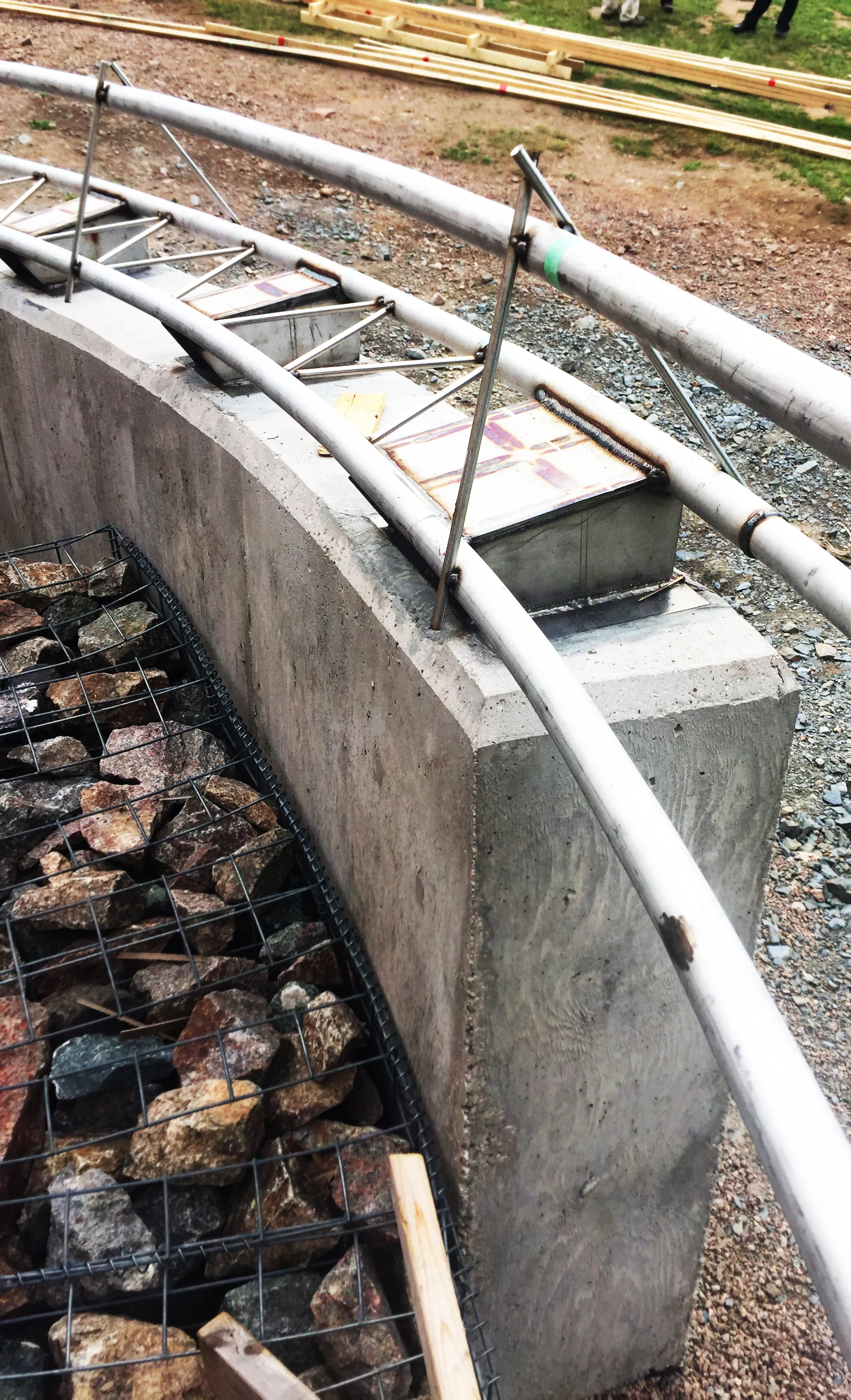 Edge Beam Construction.jpg