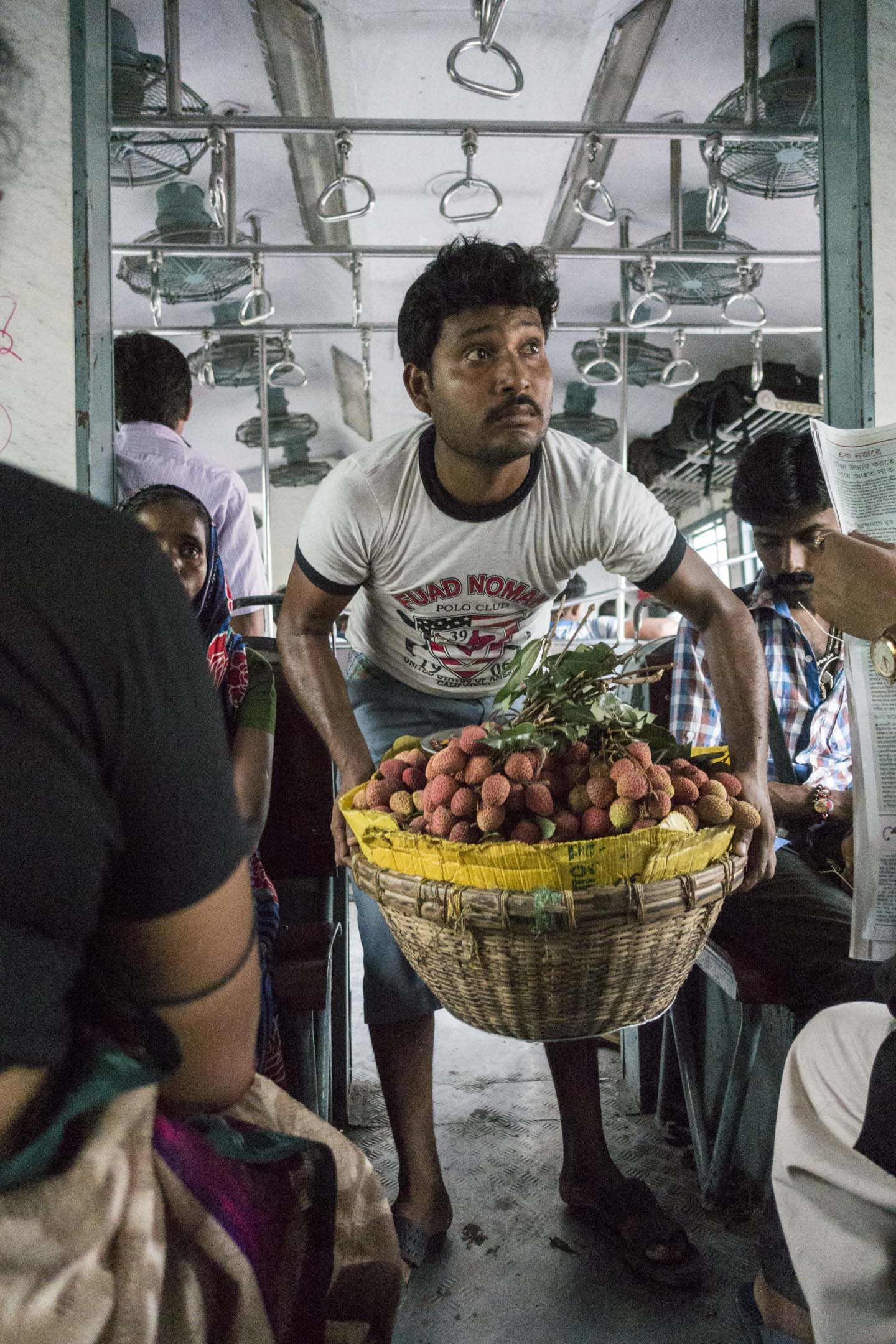 160518_Kolkata_Train_Vendors__1.jpg
