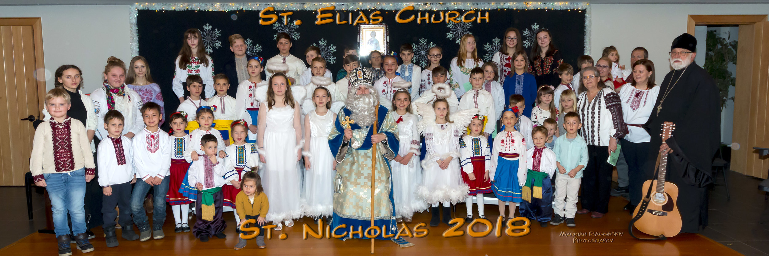 Group Photo witth St. Nicholas.jpg