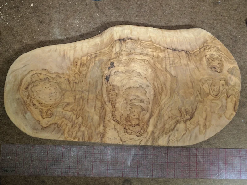  A beautiful piece of olive wood I ordered from eBay, about 16" long by .75" deep. 