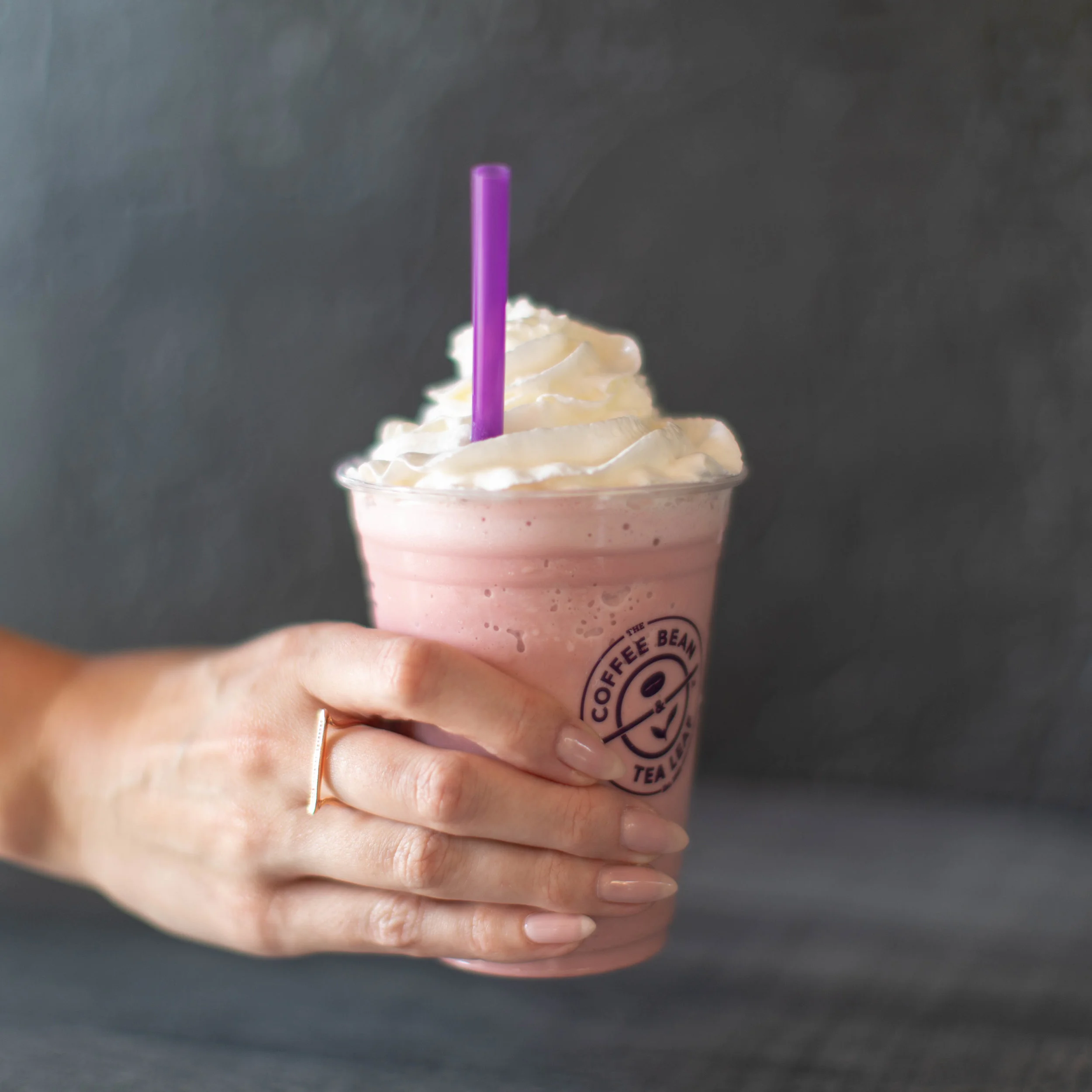 Coffee Bean &amp; Tea Leaf