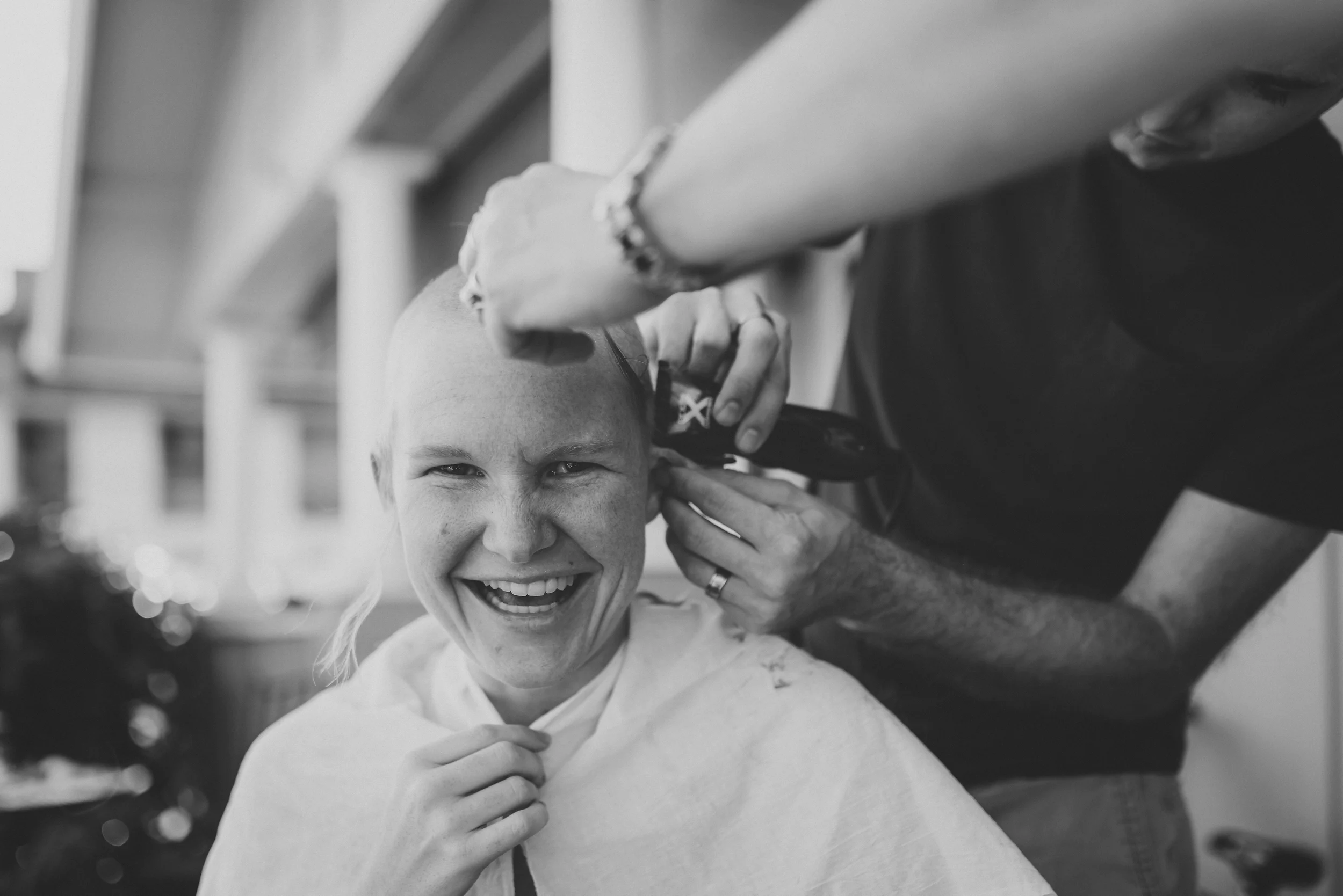 With chemo comes shaving of the Head   |   Hawaii Family PHotographer