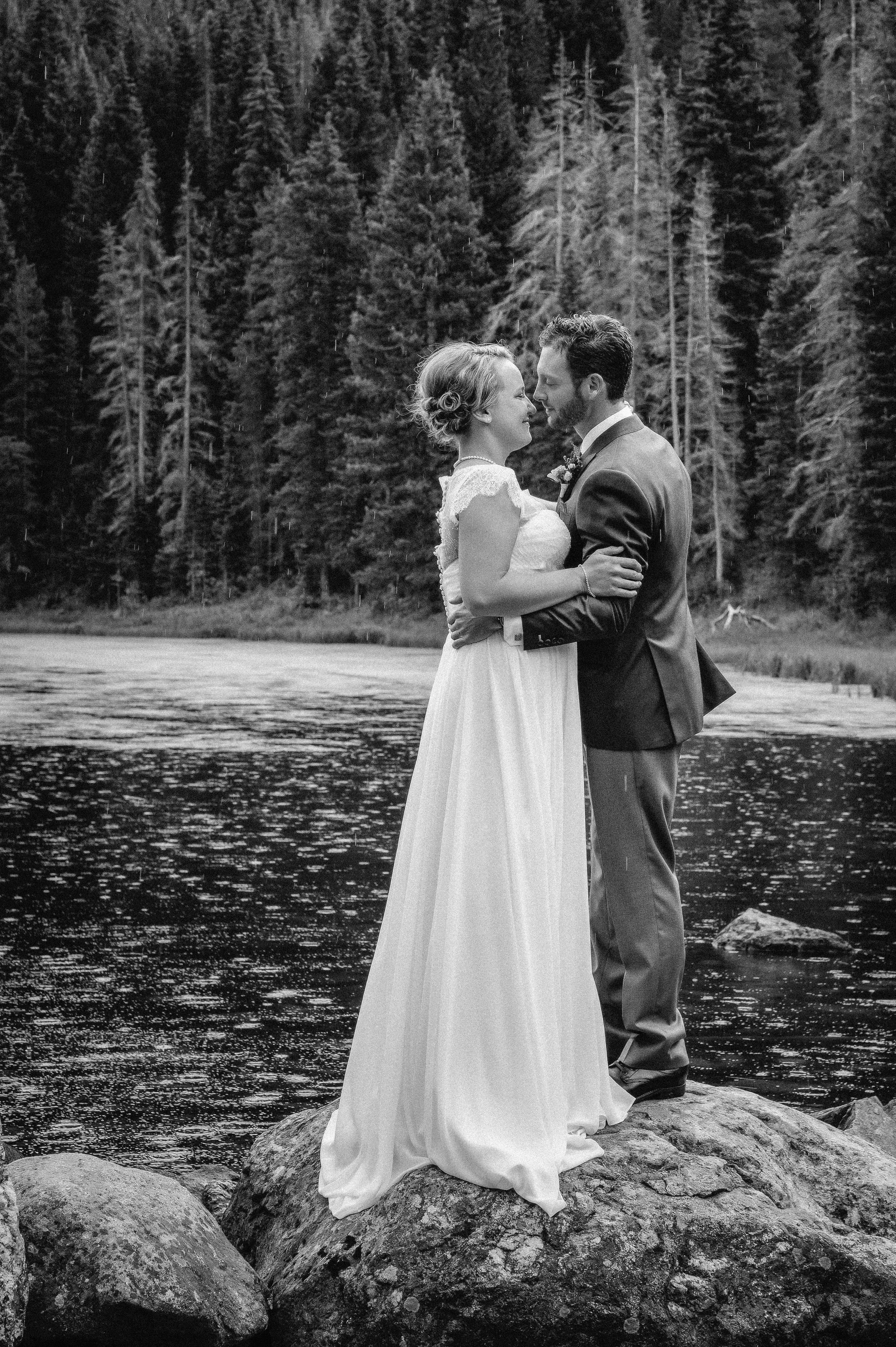 _DUG3016_ copy_bw.jpg