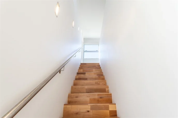 stair.jpg