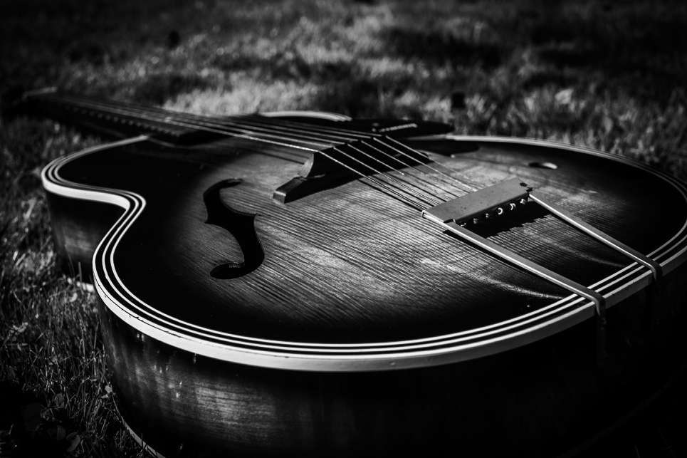 Vintage Harmony guitar.jpeg