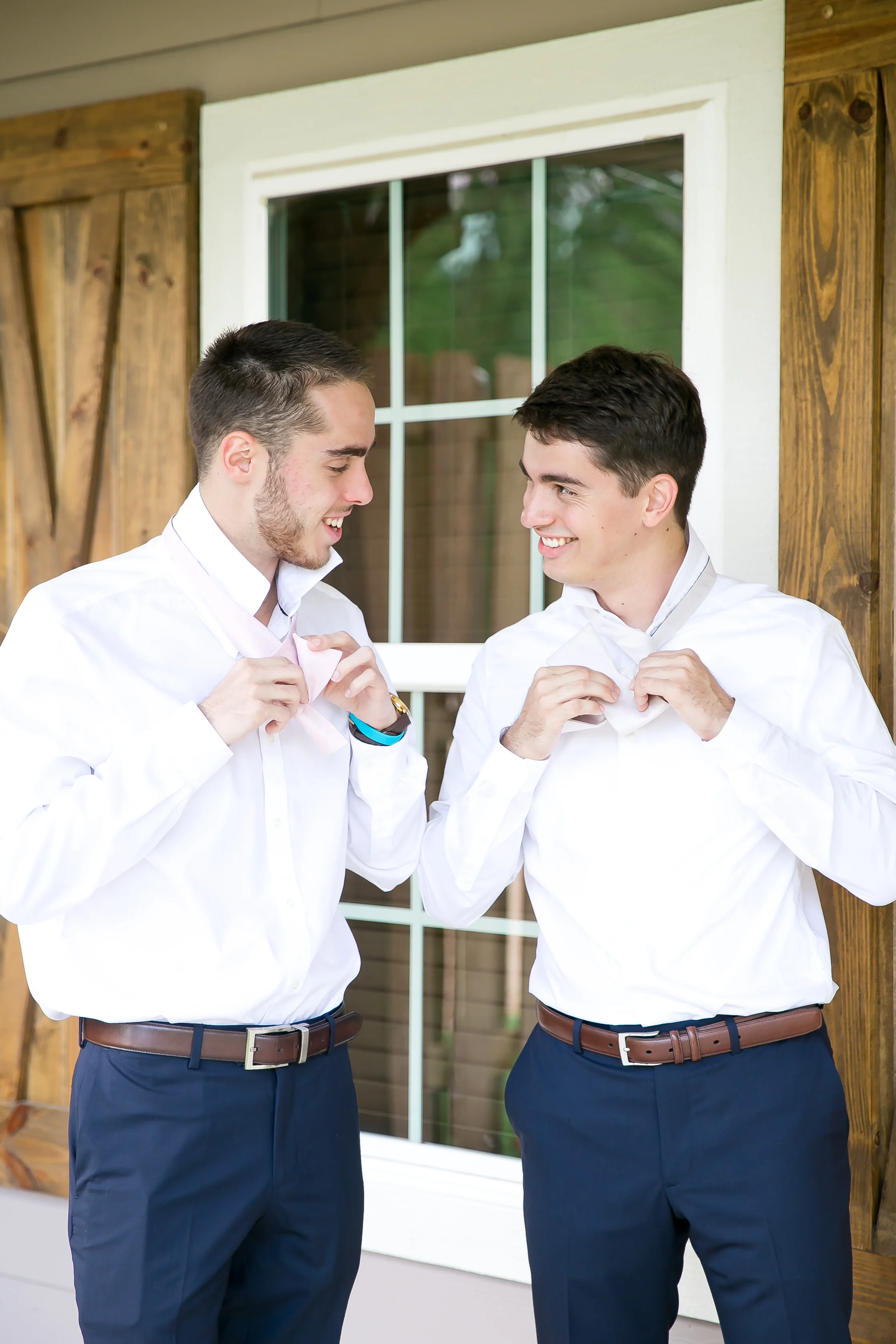 Even the guys had fun getting ready on this big day!