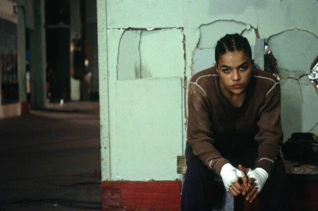 This SUNDAY, at the Plaza Atlanta, the Atlanta Film Society is pleased to announce the screening of GIRLFIGHT, directed by Karyn Kusama. 🥊 Celebrating its 25th Anniversary, #GIRLFIGHT is featured as this year's #ATLFS &iexcl;CINEM&Aacute;S! Screenin