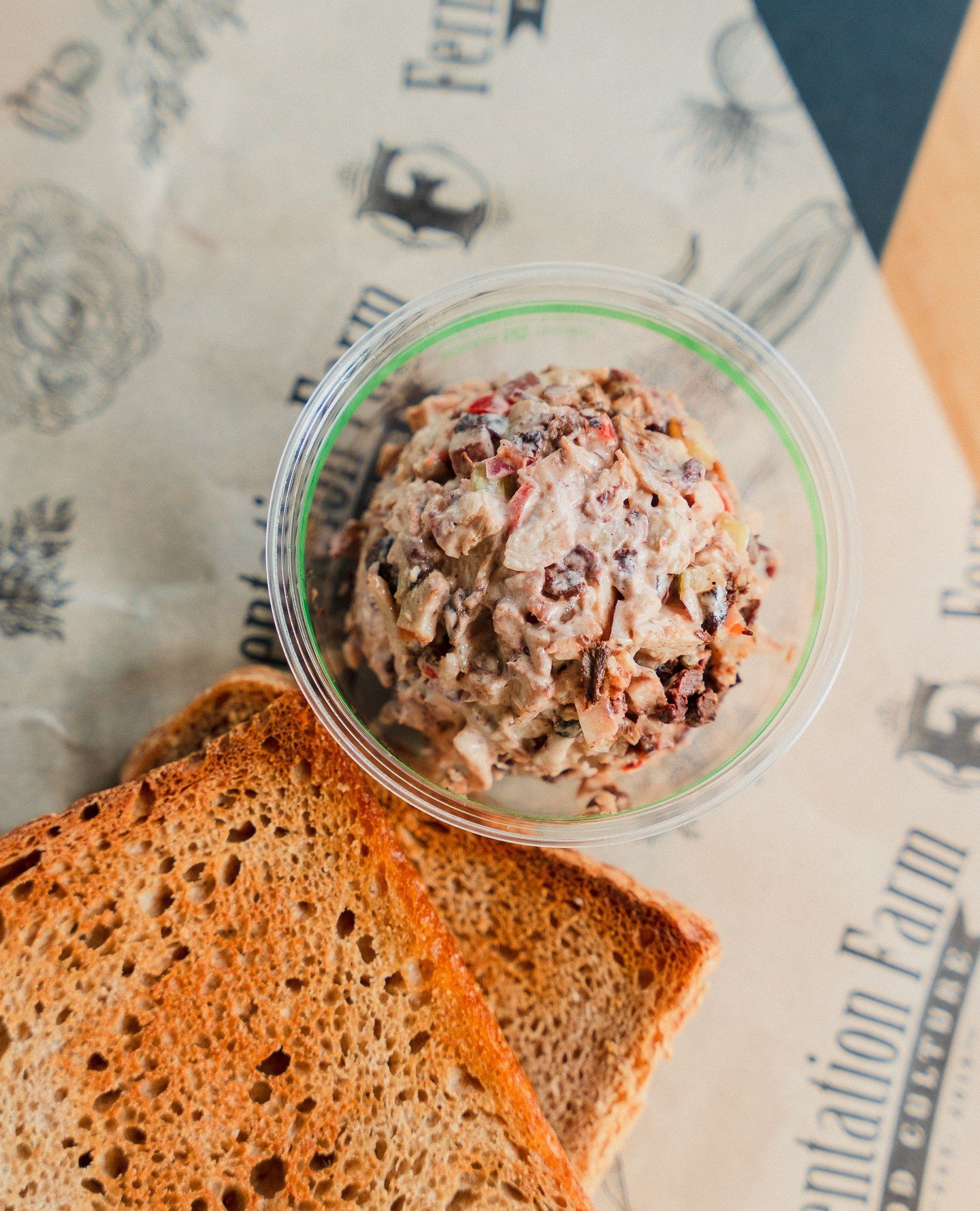 Calling all Chicken Salad Fans! Introducing our new made-from-scratch chicken salad scoop.⁠
⁠
Quality chicken, avocado mayo, red bell pepper, red onion, celery, and dried tart cherries.⁠
⁠
Order it by itself, or with a slice of our long-fermented sou