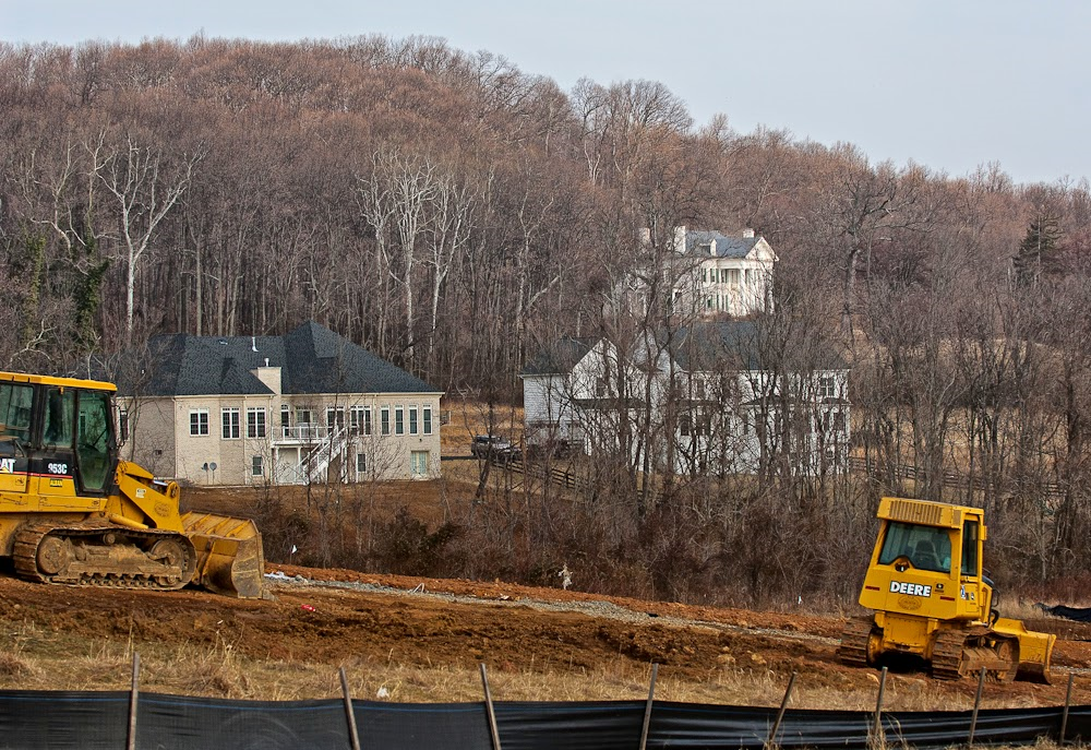 Luxury homes sprout around historic Selma Plantation house in Leesburg, Loudoun County. (c) Preservation Virginia.