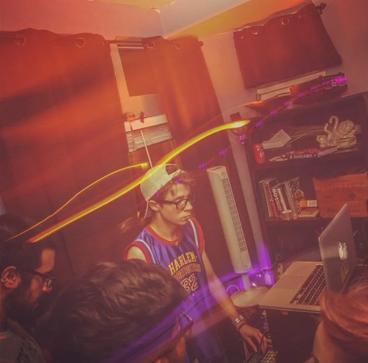 Lindsay Lowend (2nd House Party) 