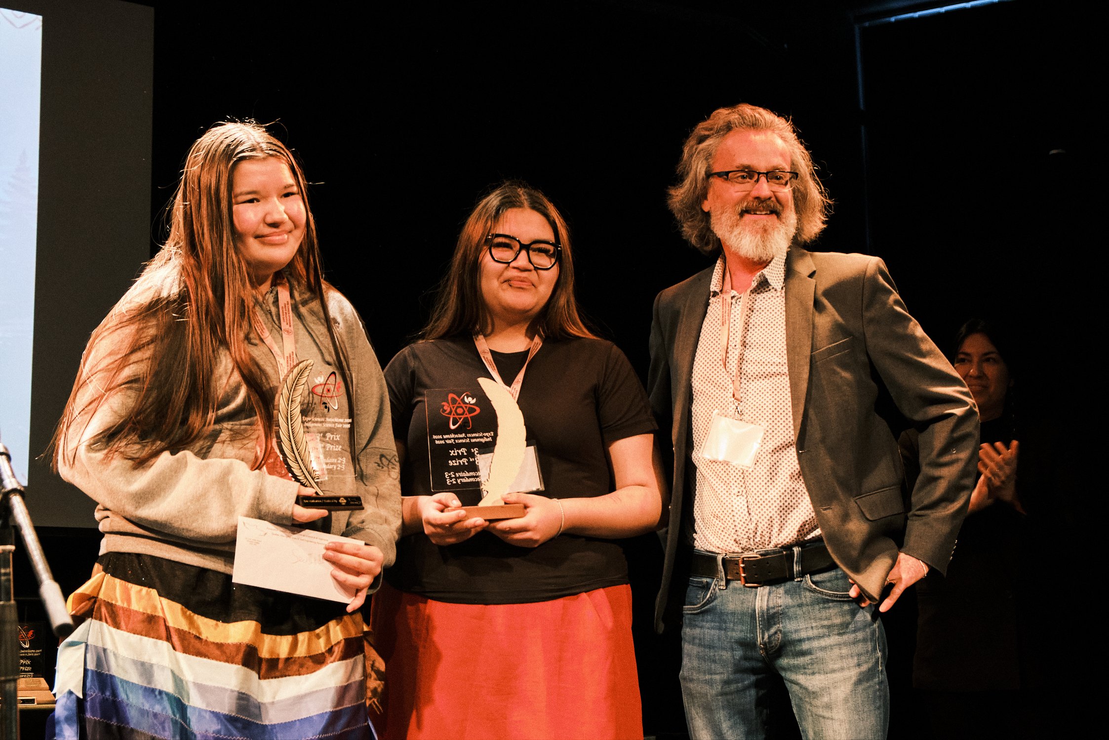 Émitia Moar &amp; Hayley Mattawa