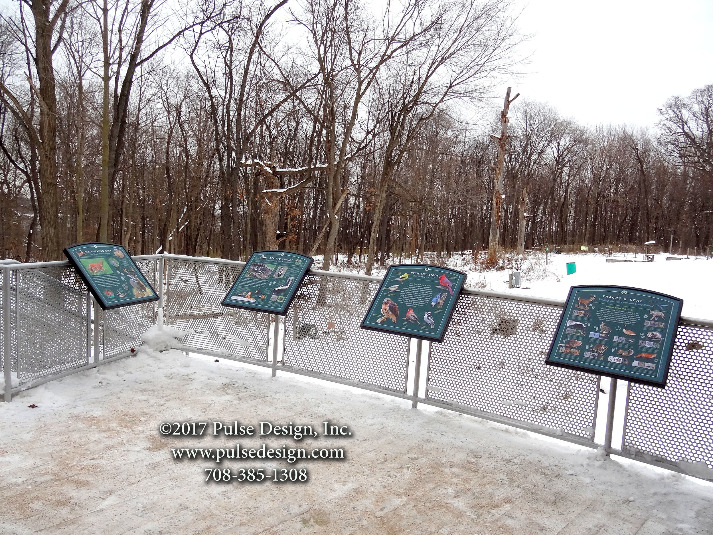 Interpretive Trail Sign Nature Exhibit 25x25 Quick Change Rail Mount Frame System 3.jpg