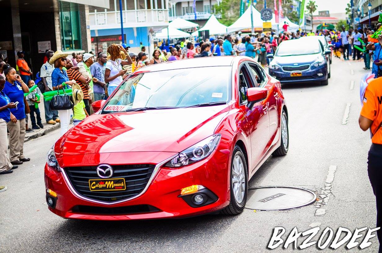 Pic-O-De-Crop: Long Live The Queen