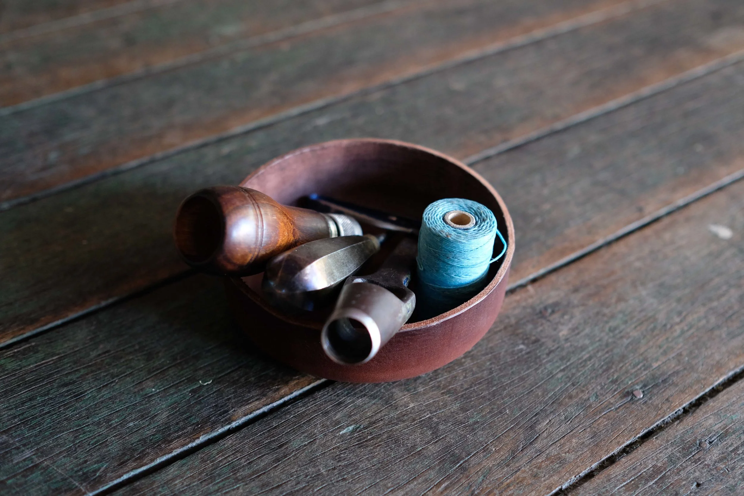 leather bowl brown1small.jpg