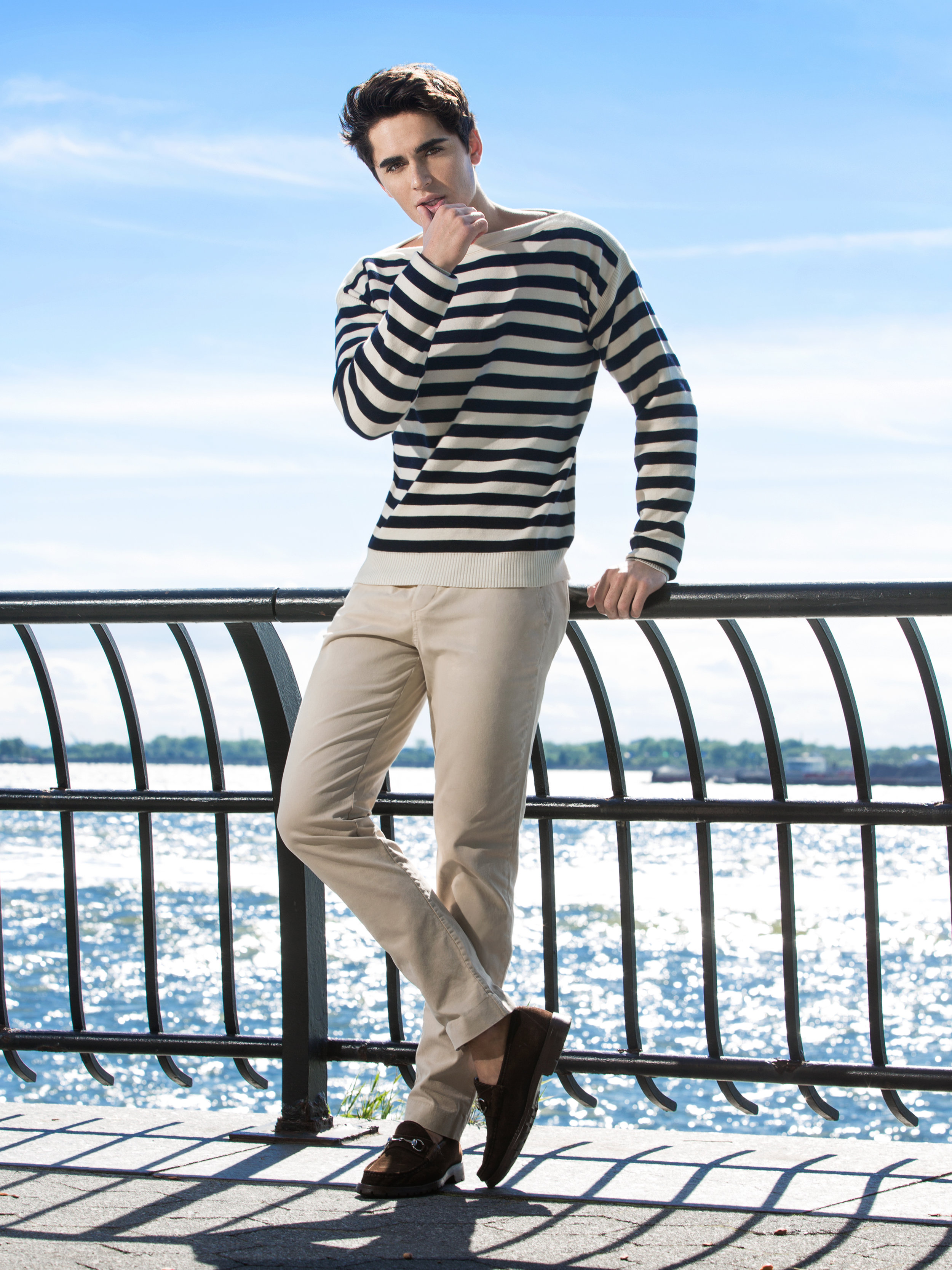 LouisRIZZO.VERSACEsweater.Full8m_peterdbrownphoto.jpg