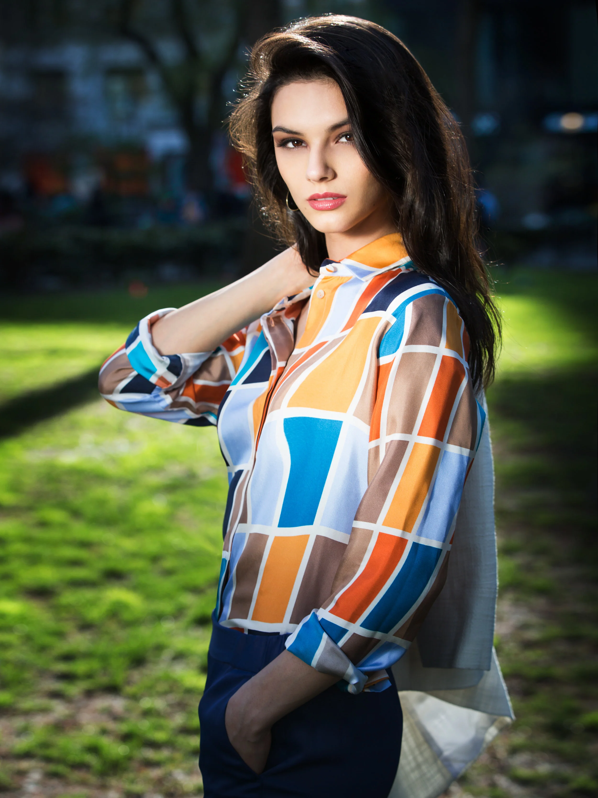 ROWENA.atCLICK_M.KorsBlouse.LagrfldJact.775_peterdbrownphoto.jpg