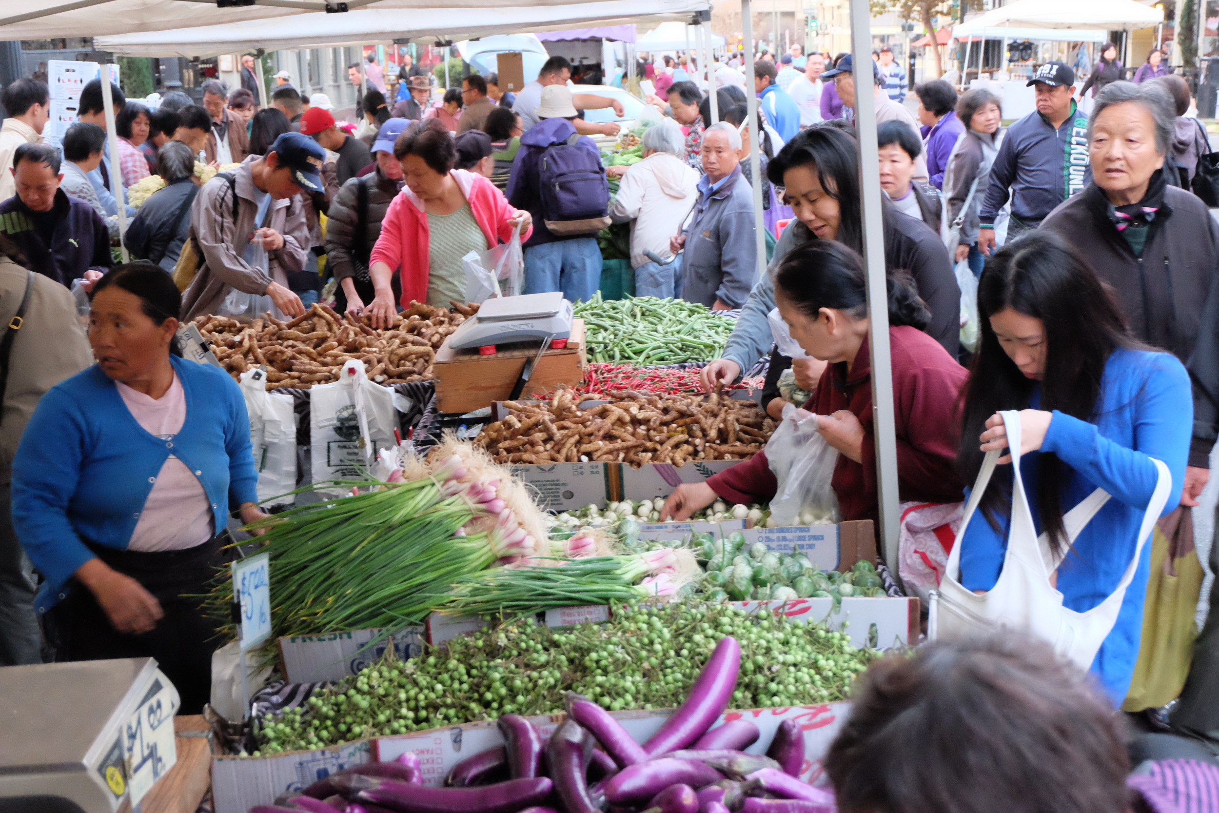 The Best Farmers Markets in Oakland, CA