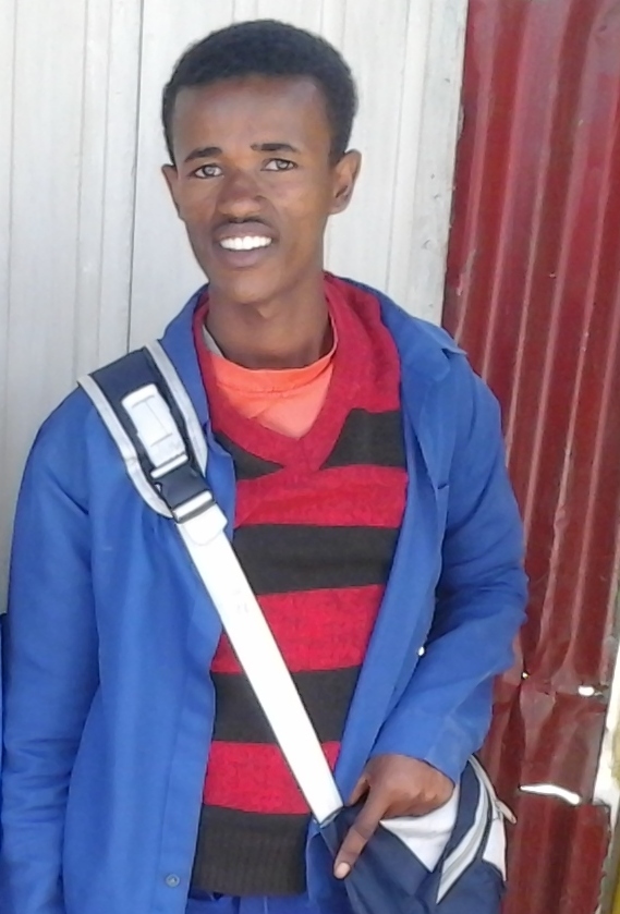 Hailu Fayyissa , male age 17unsponsored