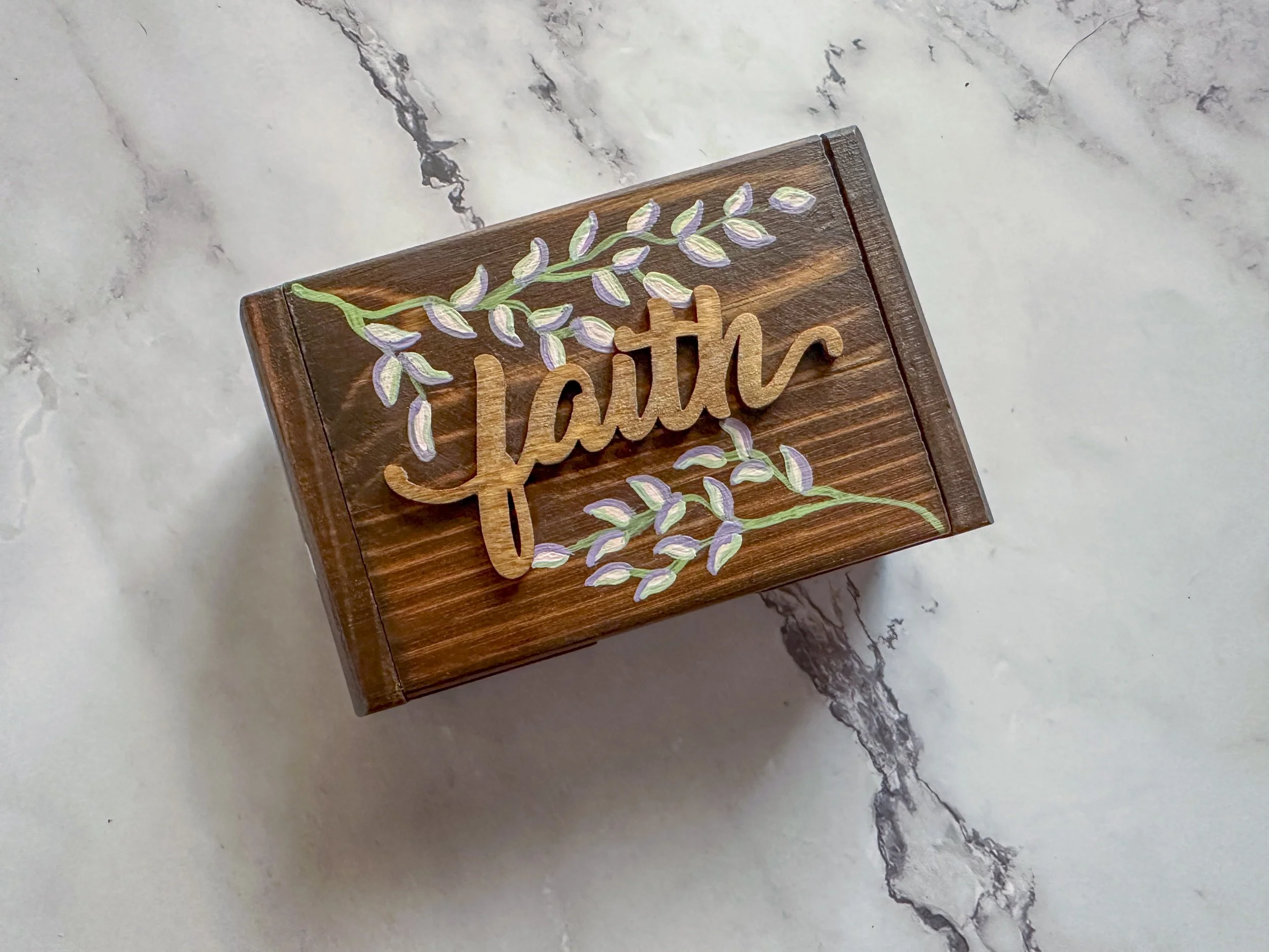 faith_godbox_vines_lavender_226_top.jpg