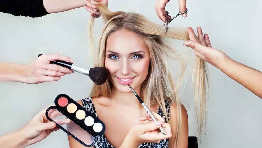 beauty-services-shutterstock*1200xx1000-563-0-90.jpg