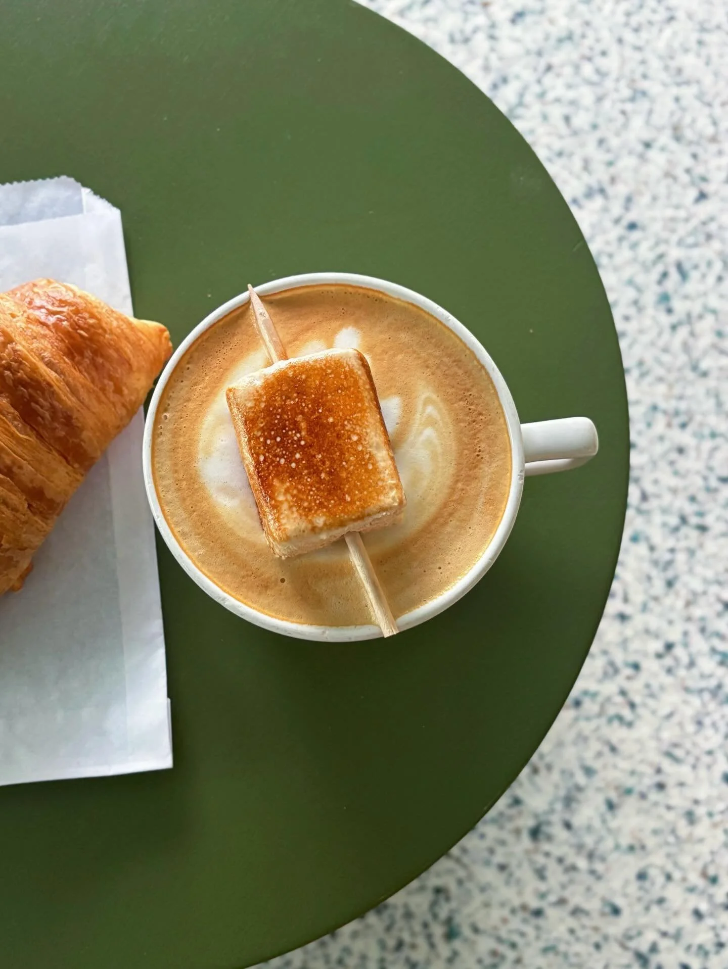 Gingerbread Latte available only at Neat Sunset Beach.

Bruleed housemade ginger marshmallow on top of a lightly sweetened maple latte.

16182 pacific coast highway
huntington beach, 92649

Parking available in our lot or in front of Simple Green on 