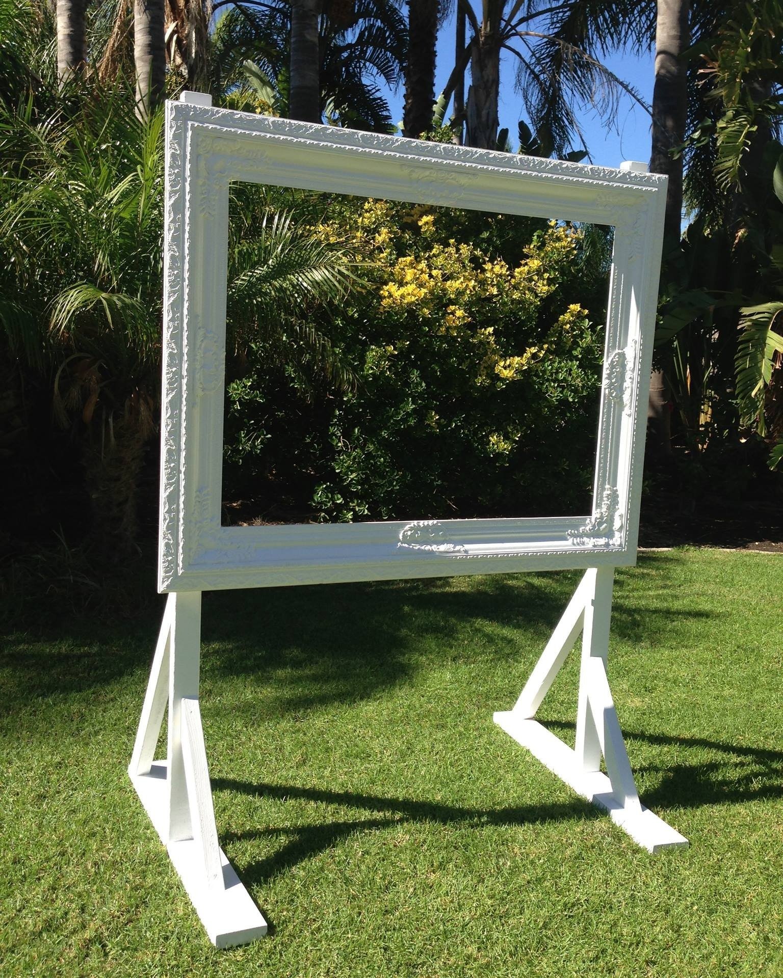 Freestanding Frame Lanscape $100.00