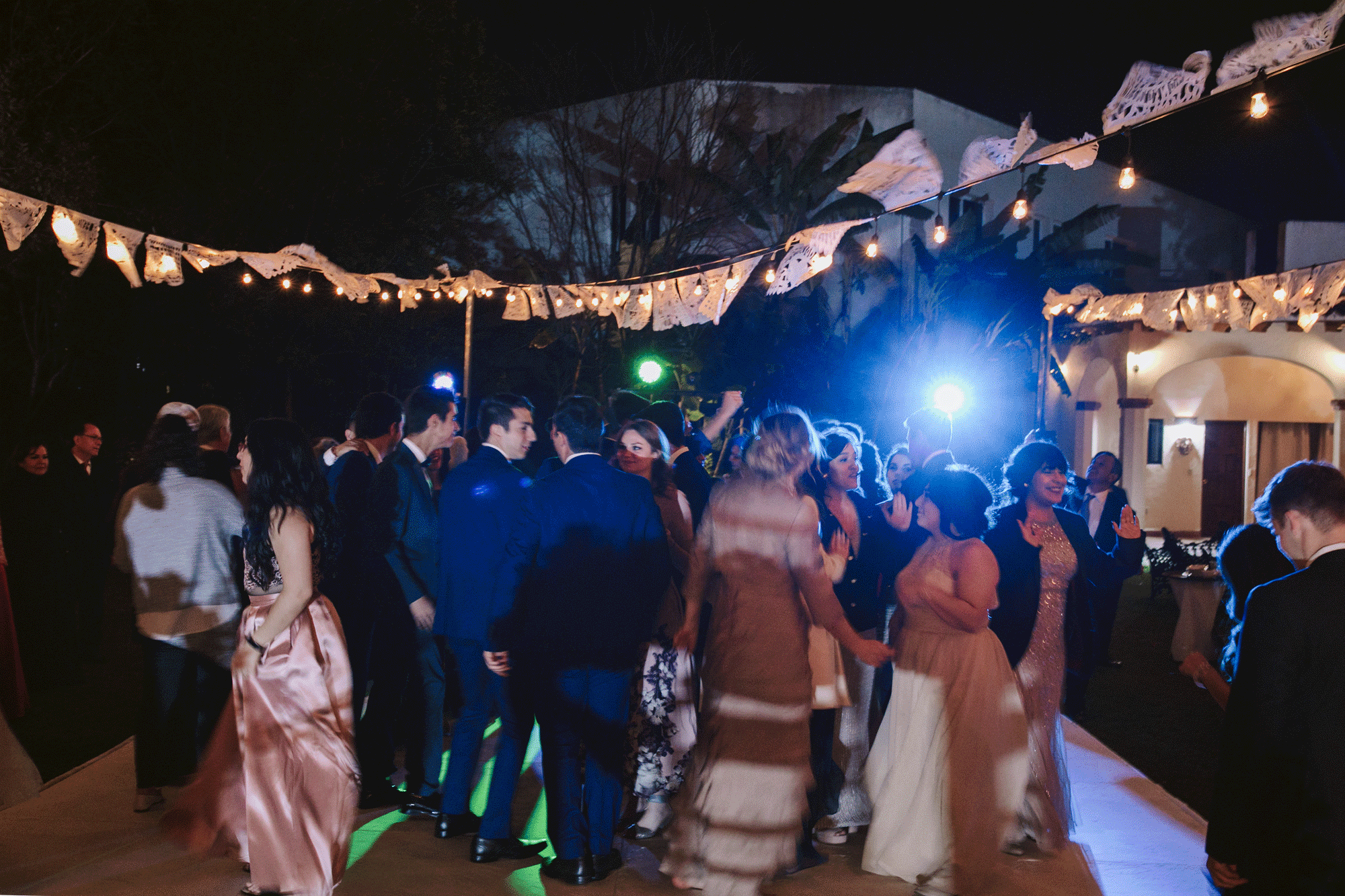 DANCING