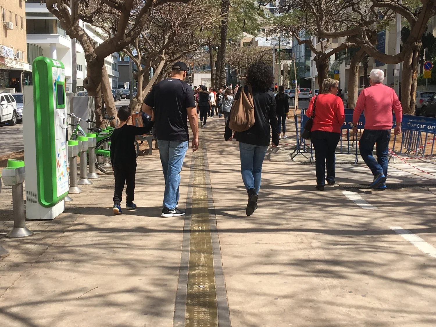 0 שביל העצמאות.jpg