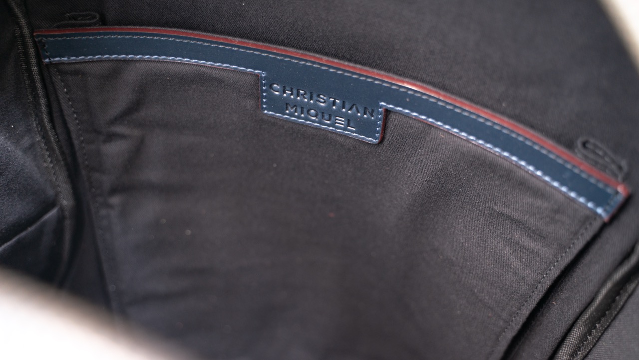 D608510D-4D13-4B11-AA22-97792F568D22