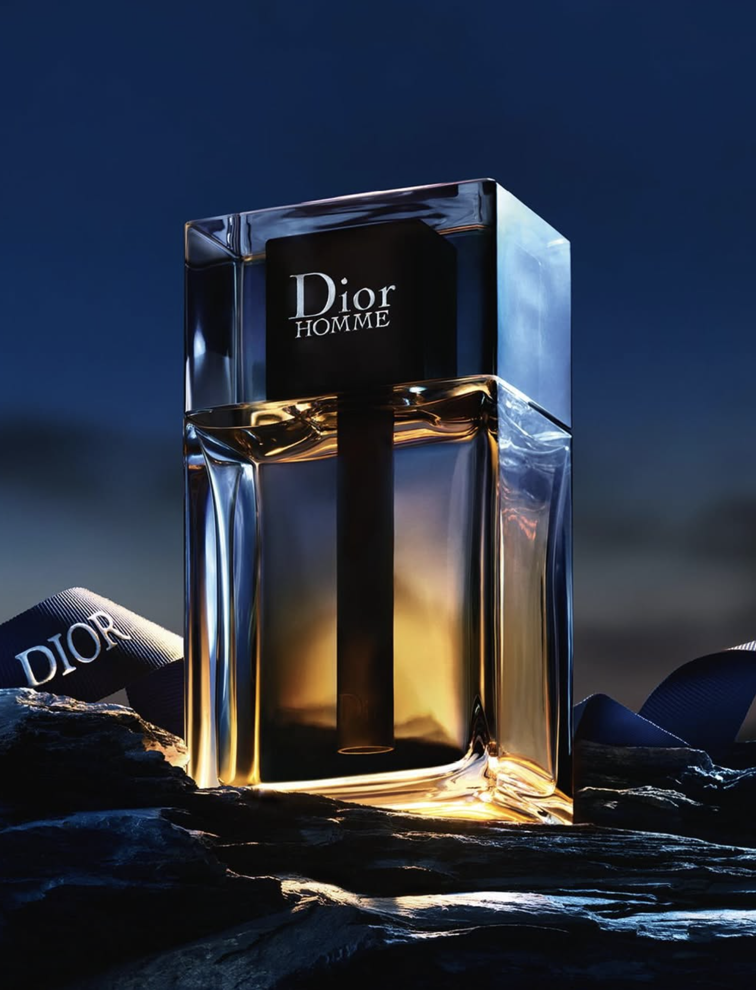  Photography © Romain Lenancker Set design : Pauline Furman  For Dior 