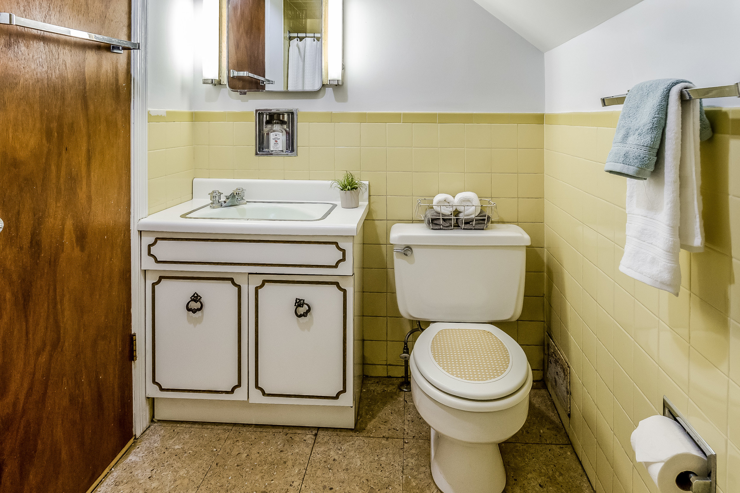 032-photo-bathroom-5786567.jpg