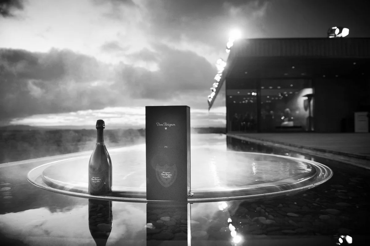 2-P2-bottle-and-box-Outside-view-of-Secret-Place-reveal-dinner.jpg