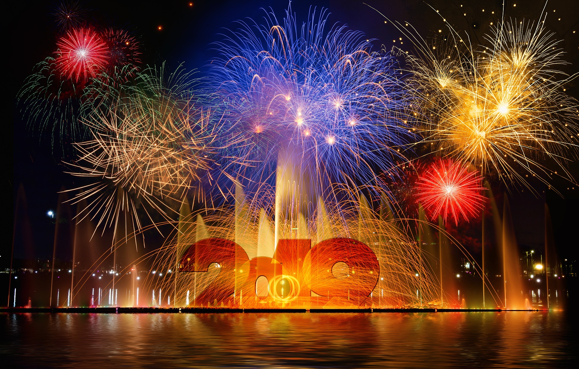 new-years-eve-3882157_1920.jpg