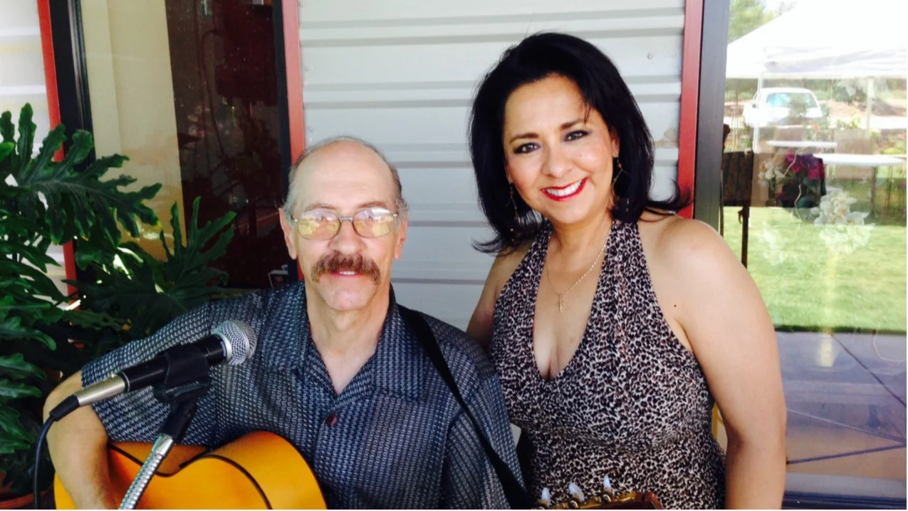 Dora and Jose 16-9.jpg