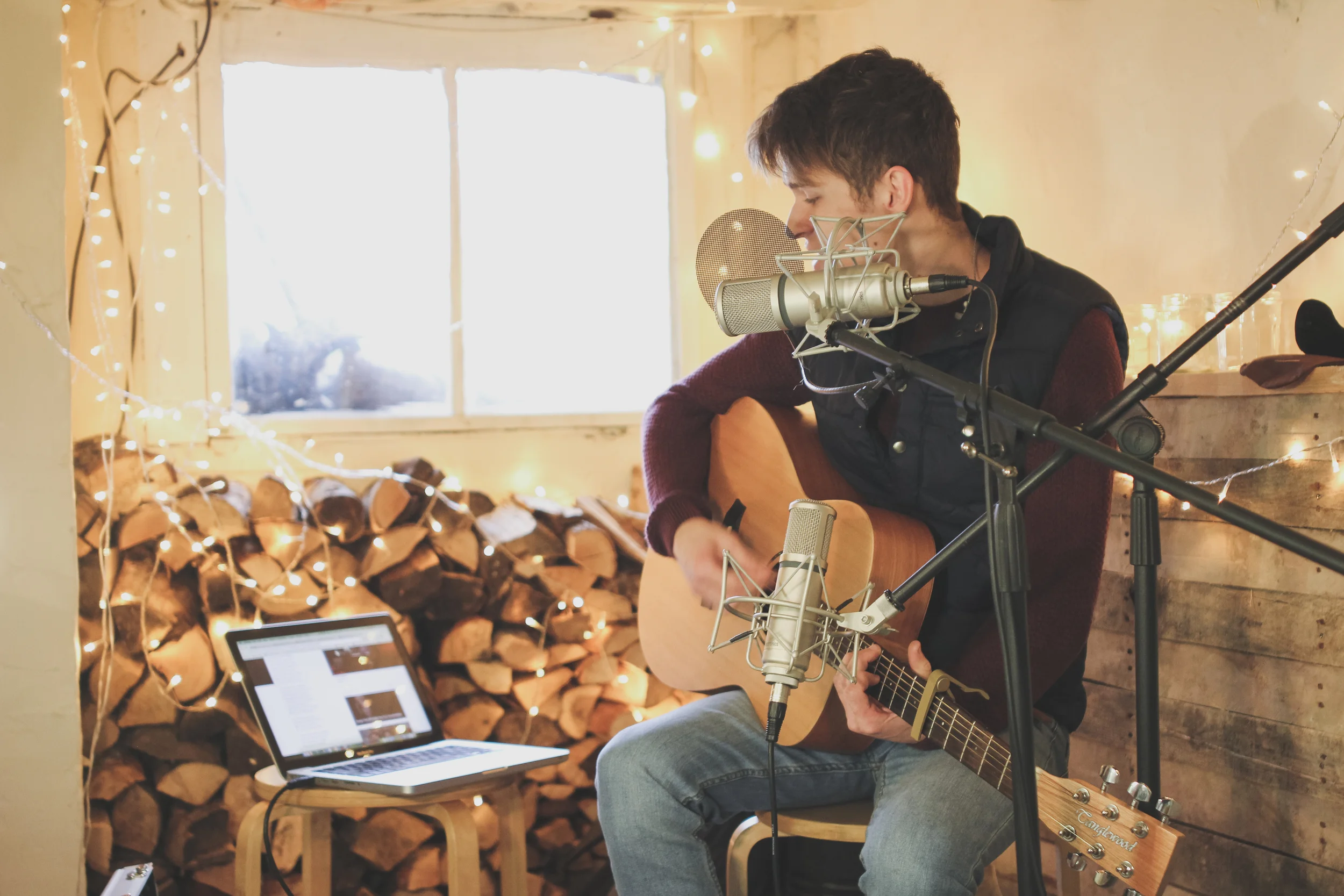  MIKE BROWN MUSIC - Day 1