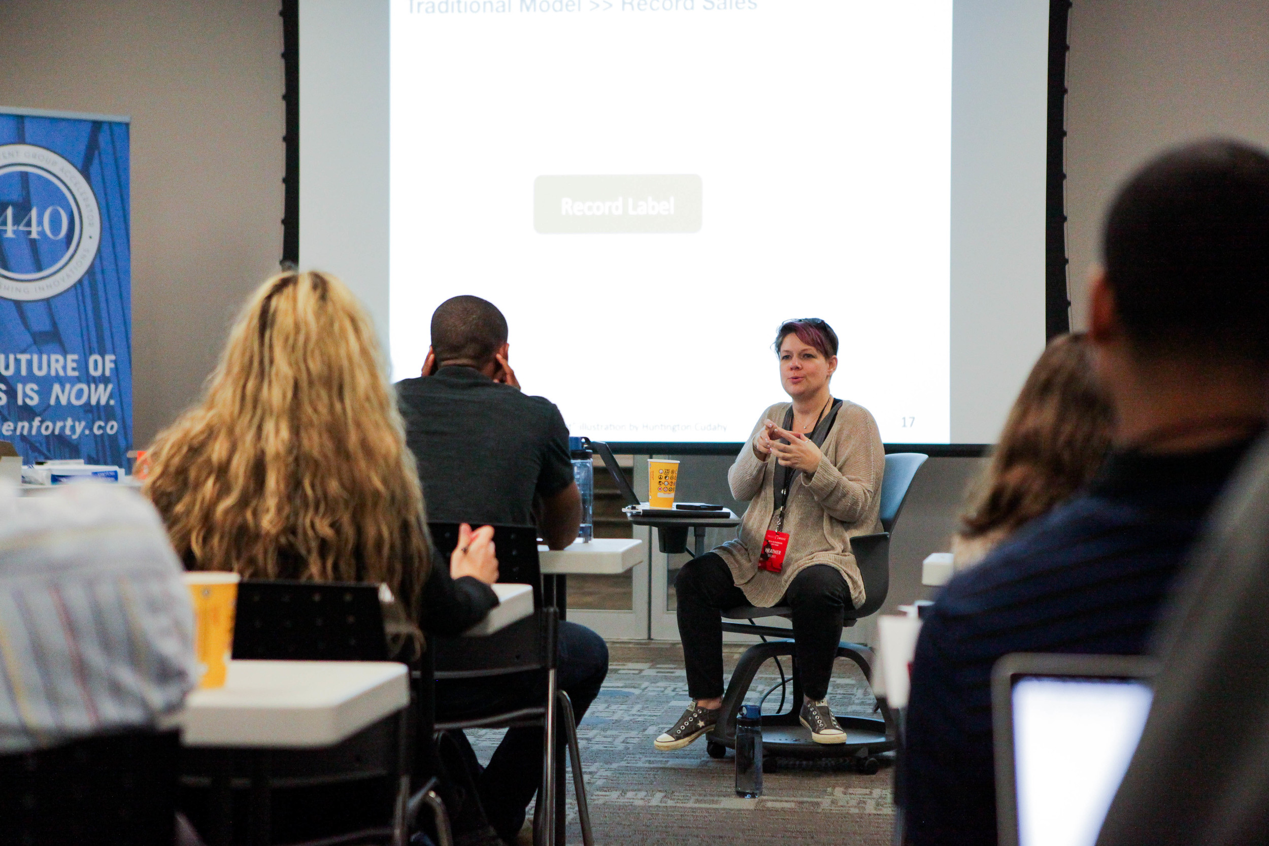   Nashville Entrepreneur Center VP of Accelerator Programming Heather McBee presenting to the first cohort of the 1440 accelerator for publishing innovations  