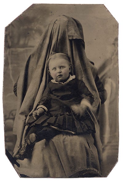 Mother-and-baby-portrait-007.jpg