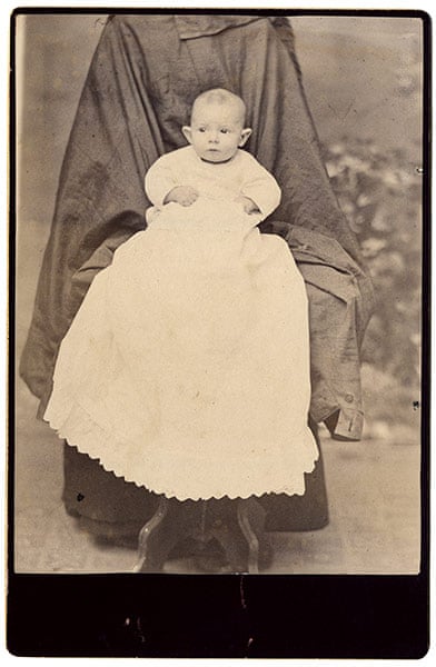 Mother-and-baby-portrait-008.jpg