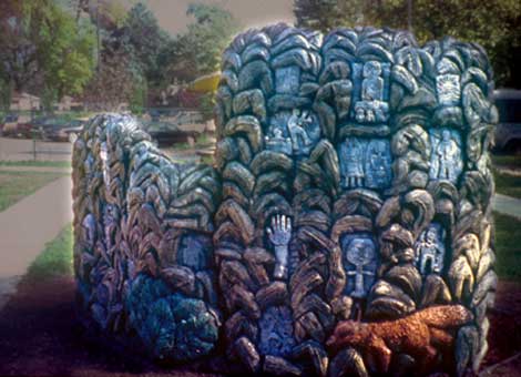 The Griot’s Throne, 2002, cast concrete and sculpted concrete veneer, by Phil Schuster and Nina Smoot-Cain