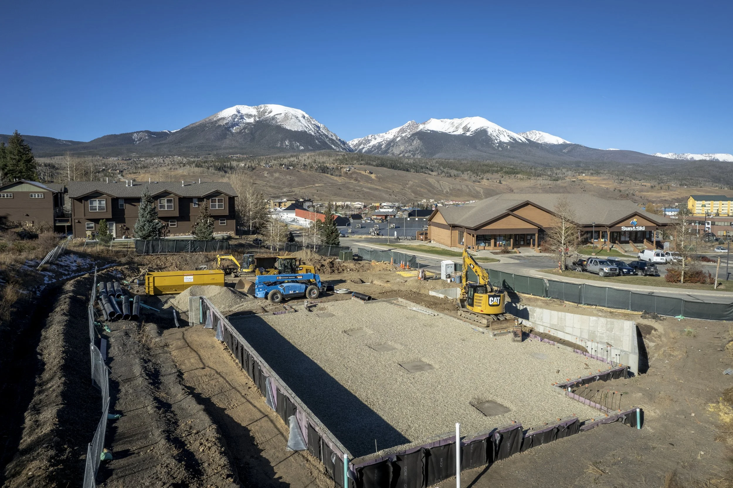 DJI_0220-HDRRAW_edit.jpg
