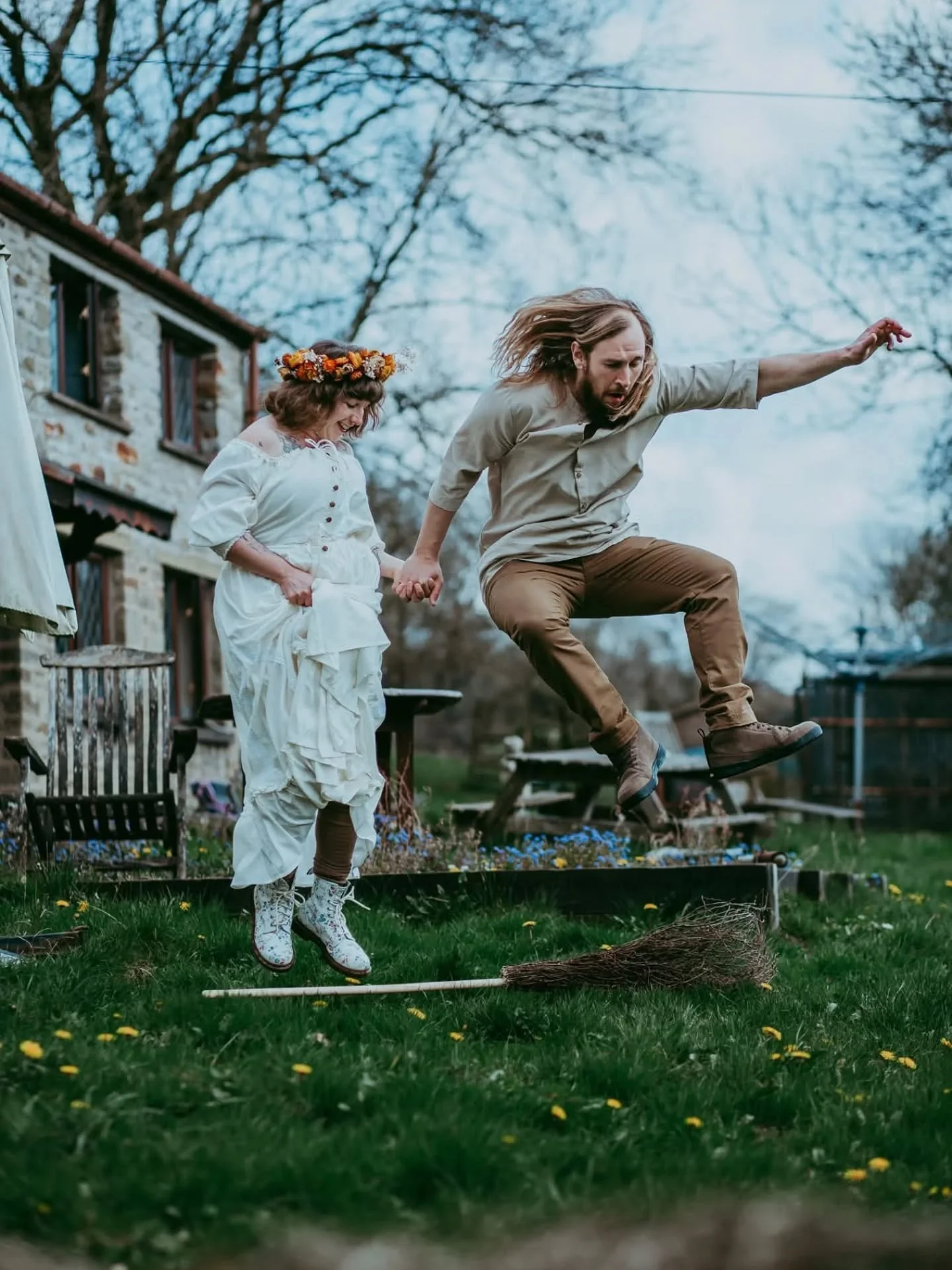 Happy 3rd wedding anniversary to the greenest of green flags ❤️

he won't read this as he doesn't use social media, another green flag of his.

There are so many things I could say about the refinement needed in the spiritual practice of marriage, ho