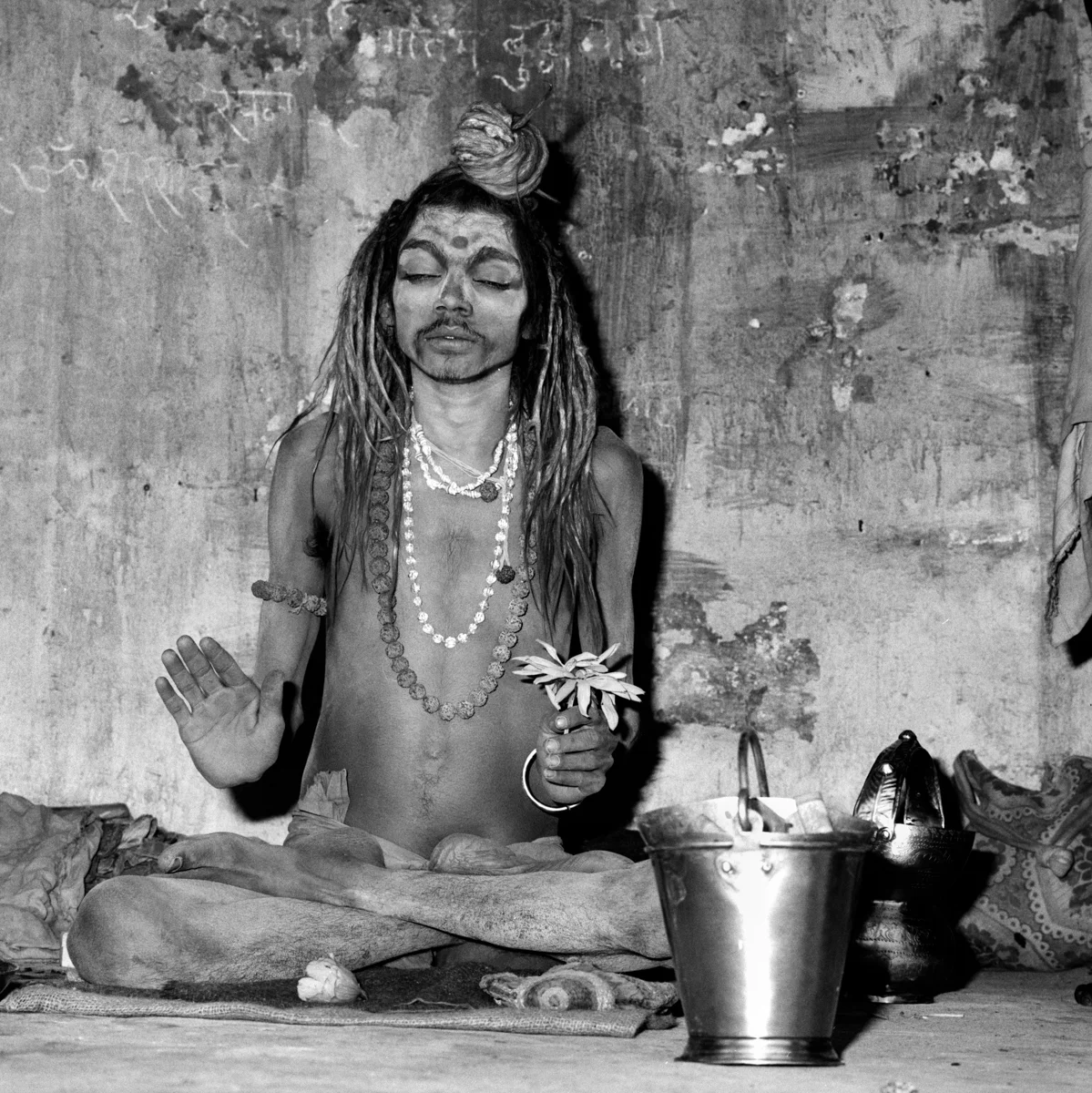 7979_226_6_India_1985.jpg