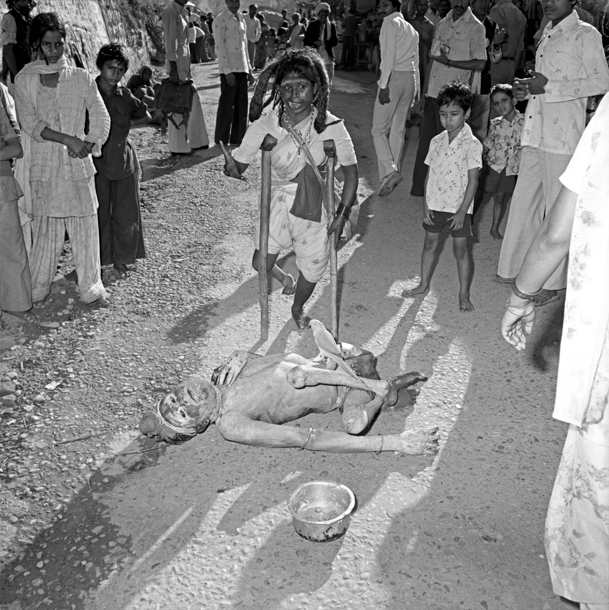 7953_47_3_India_1981.jpg