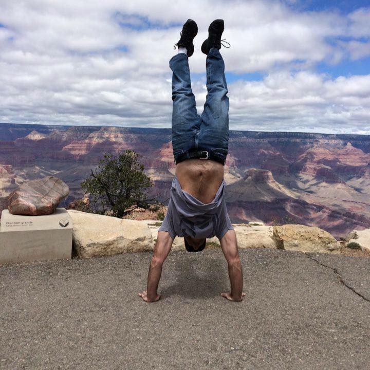 Jeremy getting Gymnasty at the Grand Canyon!