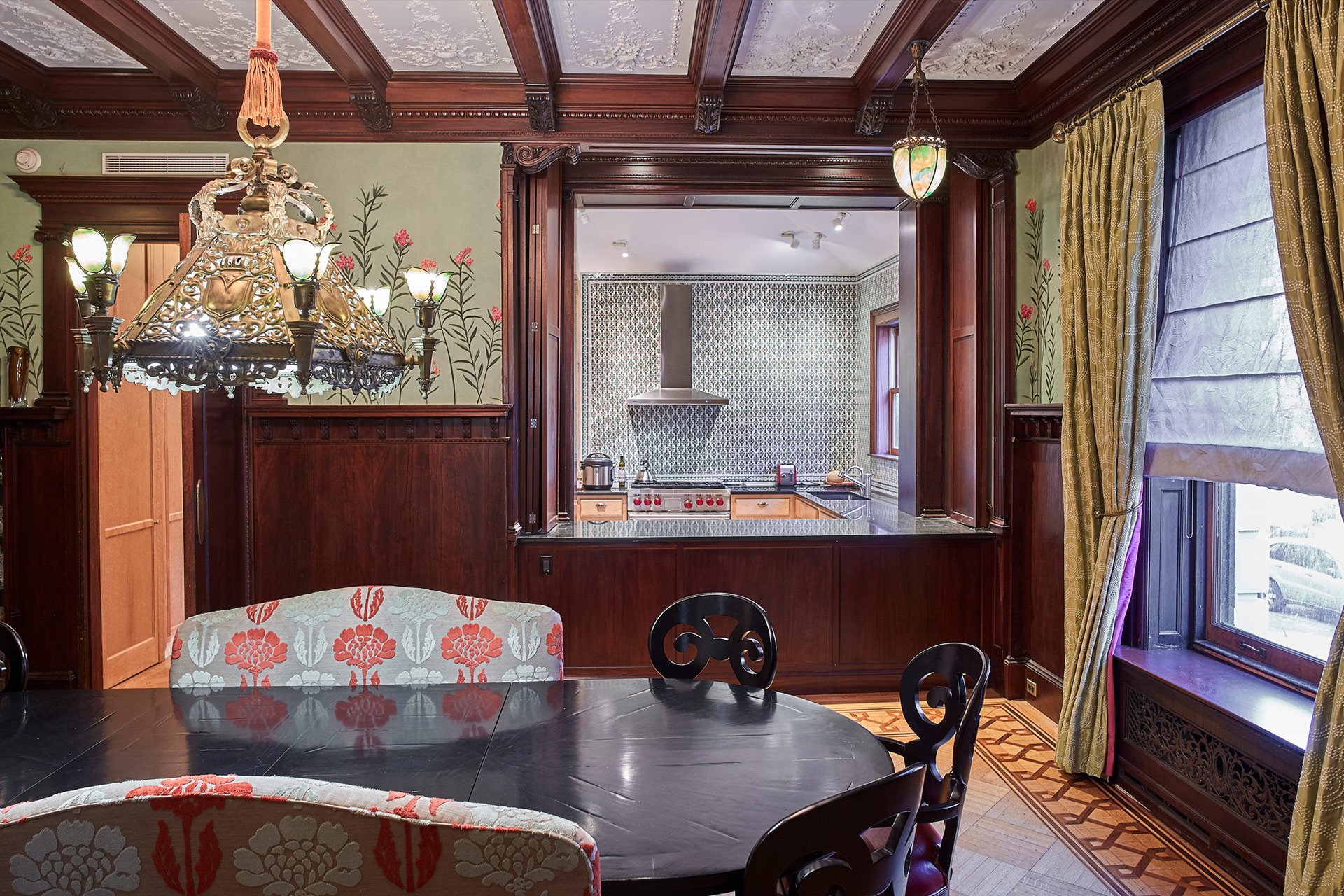 8-PPW-Dining-and-KItchen-View-1.jpg