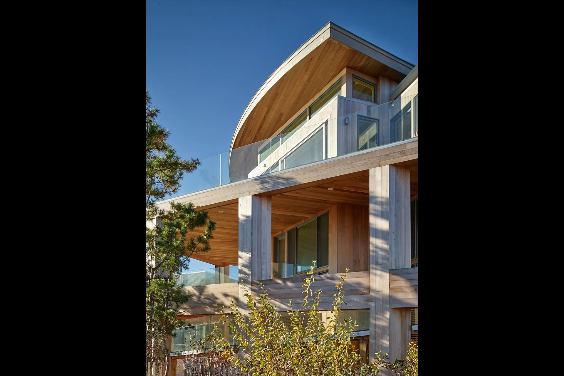2_Pacific-Walk-1_Exterior-Detail-View.jpg