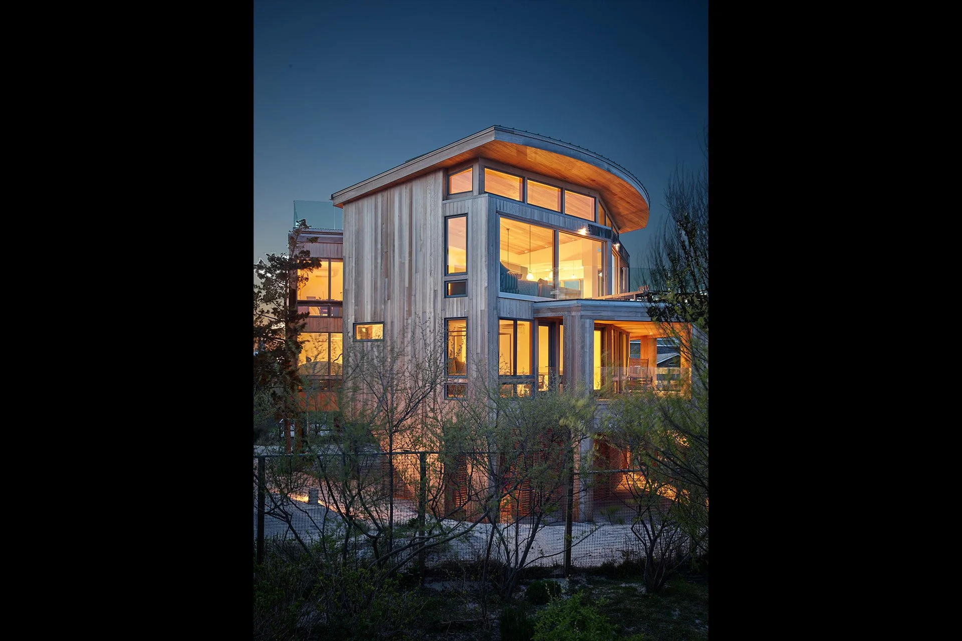 9_Pacific-Walk-1_Exterior-Twilightjpg.jpg