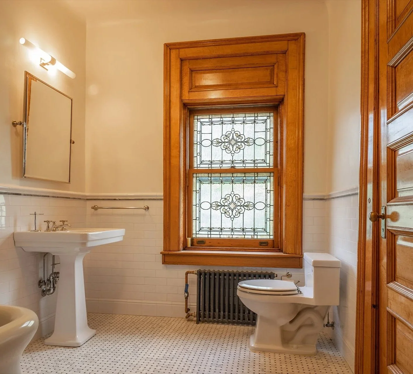 20-PPW-Bathroom-View-2.jpg