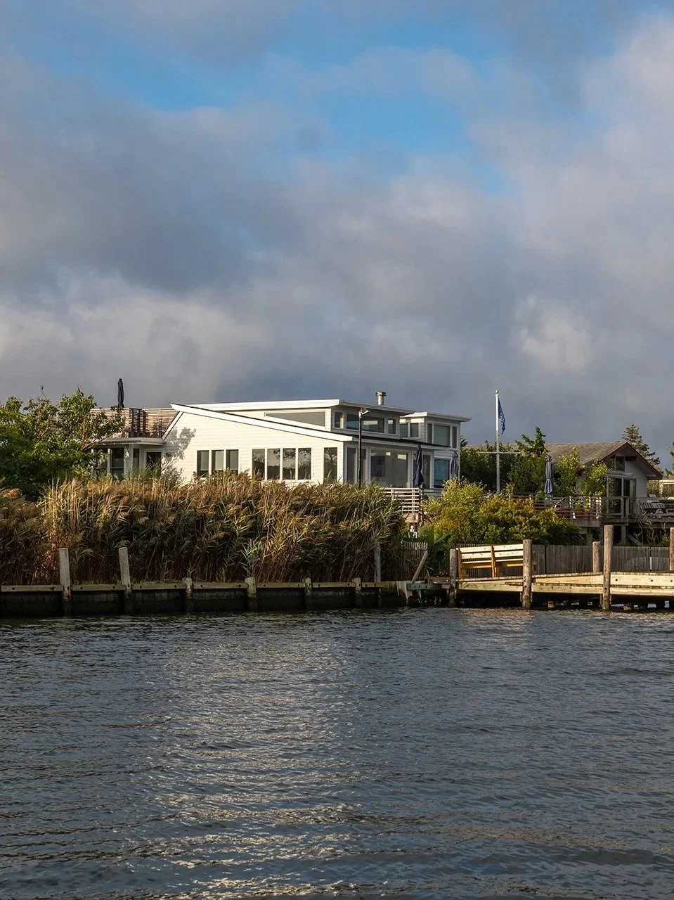 2-BAY-WALK-Exterior-View-2.jpg